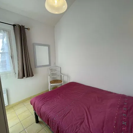 Maison Avec Piscine Chauffée, Terrasse Et Parking à 300m De L'océan - Fr-1-224c-219 * Saint-Hilaire-de-Riez