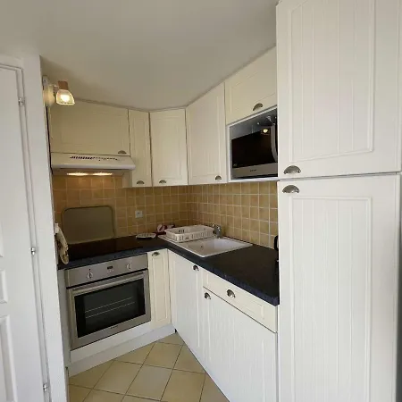 Hébergement de vacances Maison Avec Piscine Chauffée, Terrasse Et Parking à 300m De L'océan - Fr-1-224c-219 Saint-Hilaire-de-Riez