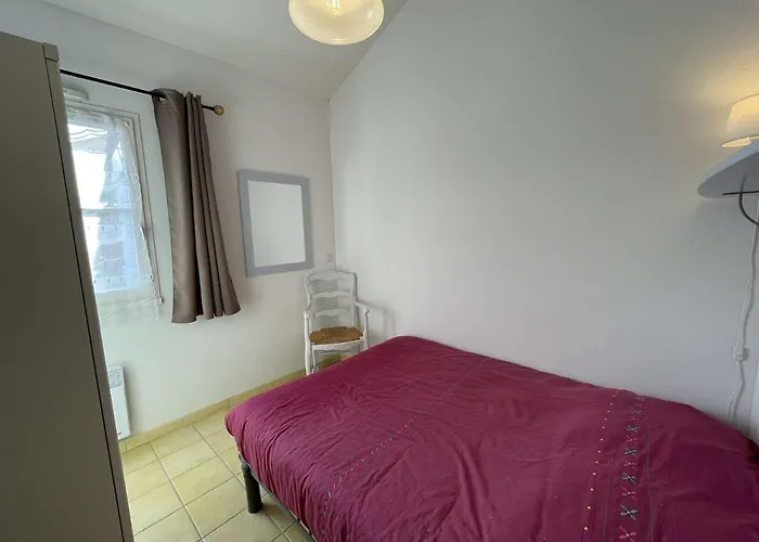 Maison Avec Piscine Chauffée, Terrasse Et Parking à 300m De L'océan - Fr-1-224c-219 * Saint-Hilaire-de-Riez