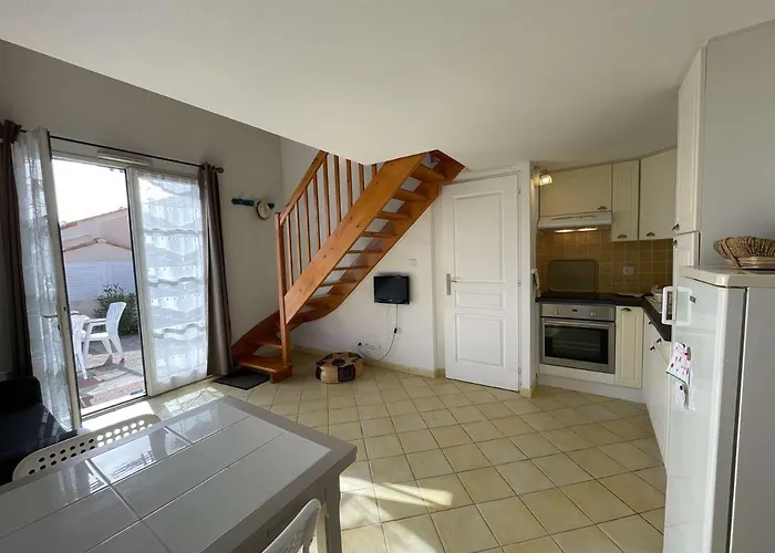 Hébergement de vacances Maison Avec Piscine Chauffée, Terrasse Et Parking à 300m De L'océan - Fr-1-224c-219 Saint-Hilaire-de-Riez