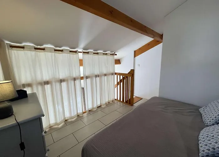 Maison Avec Piscine Chauffée, Terrasse Et Parking à 300m De L'océan - Fr-1-224c-219